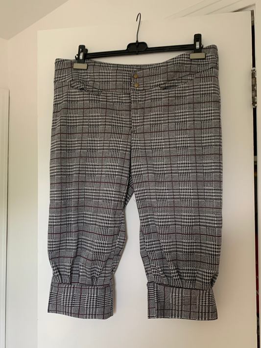 The Vintage Capris